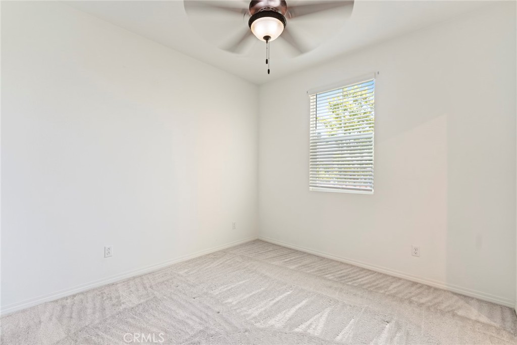 8729 Roving Place