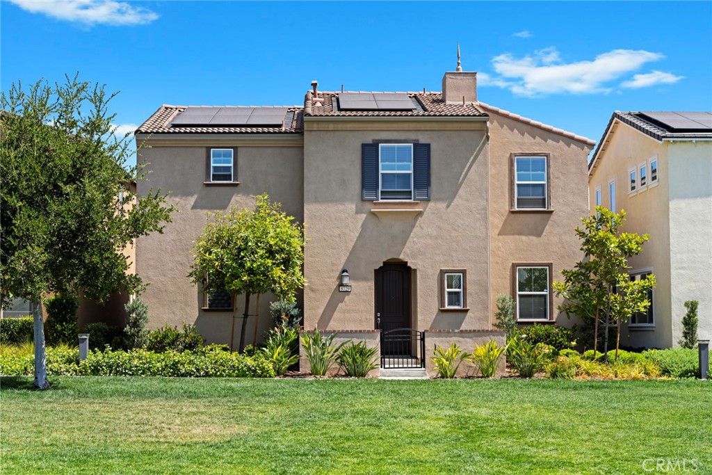 8729 Roving Place