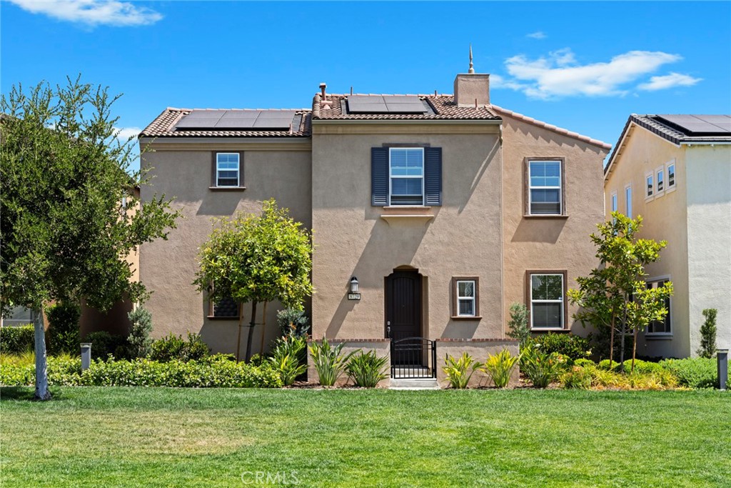 8729 Roving Place