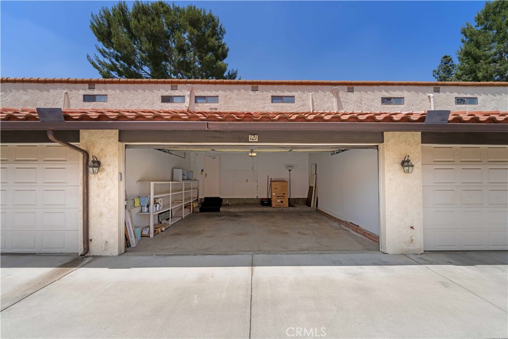 10126 Reseda Boulevard 121