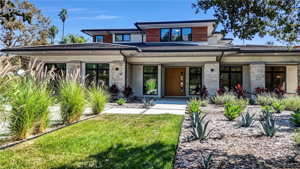 330 Arbolada Drive