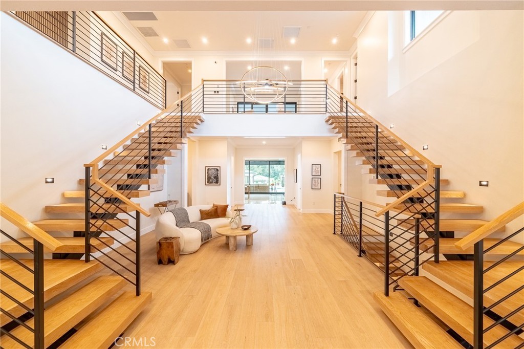 330 Arbolada Drive