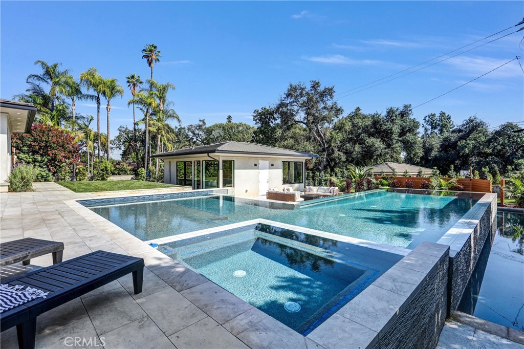 330 Arbolada Drive