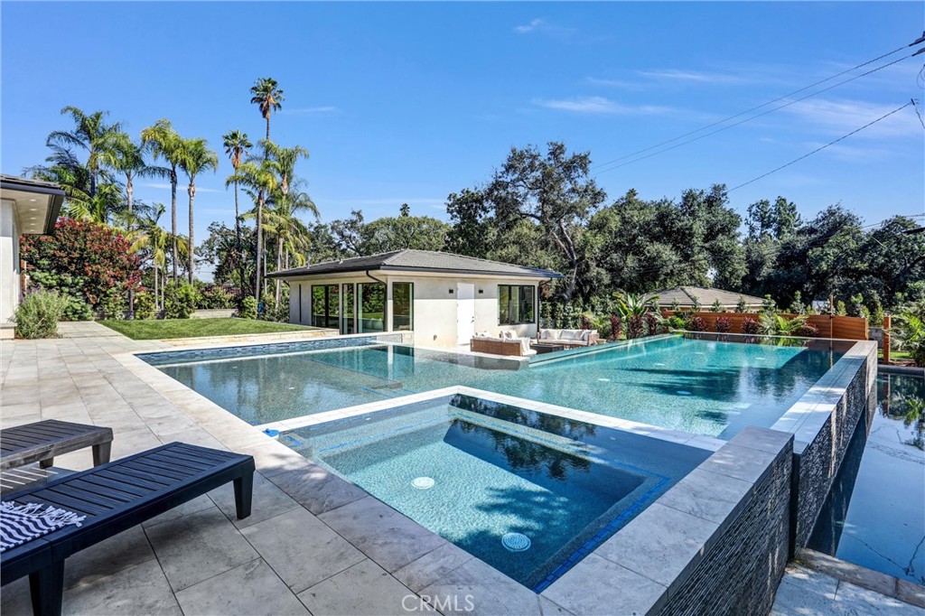 330 Arbolada Drive