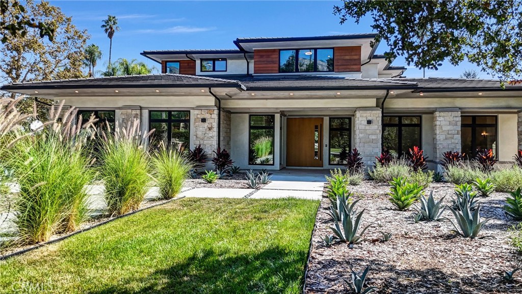 330 Arbolada Drive
