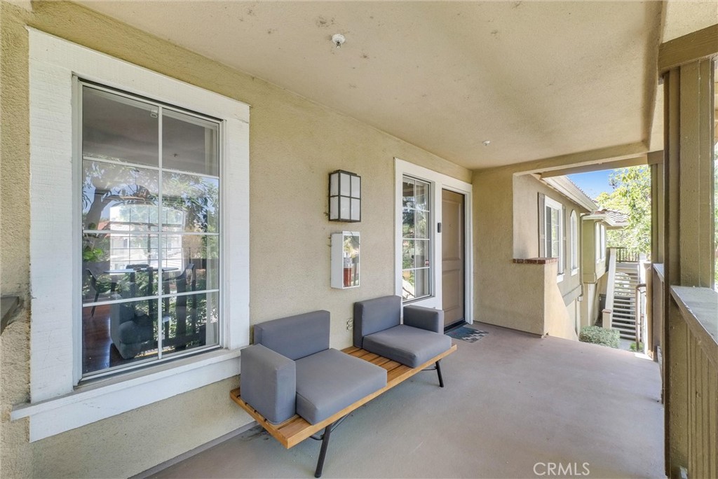 118 Gallery Way