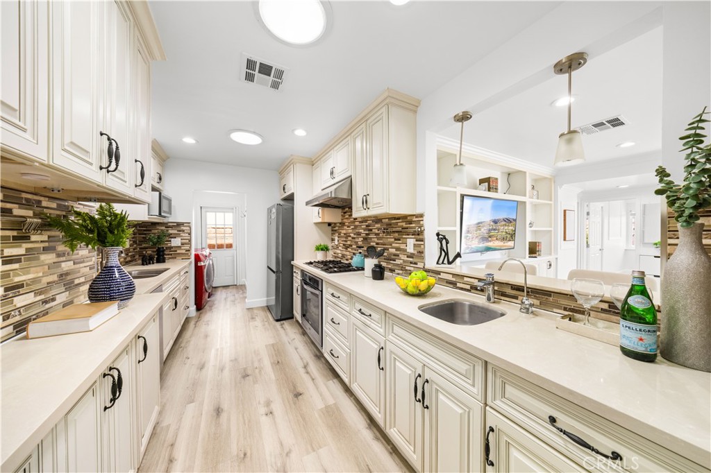 4885 Fratus Drive