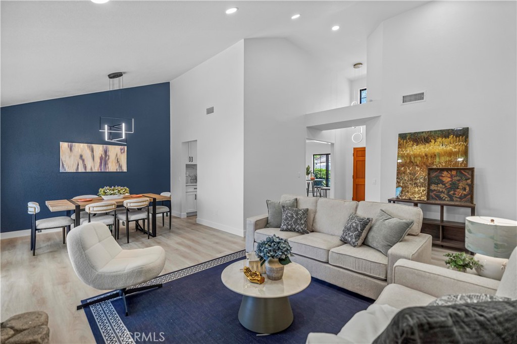 1306 S brookhaven PI