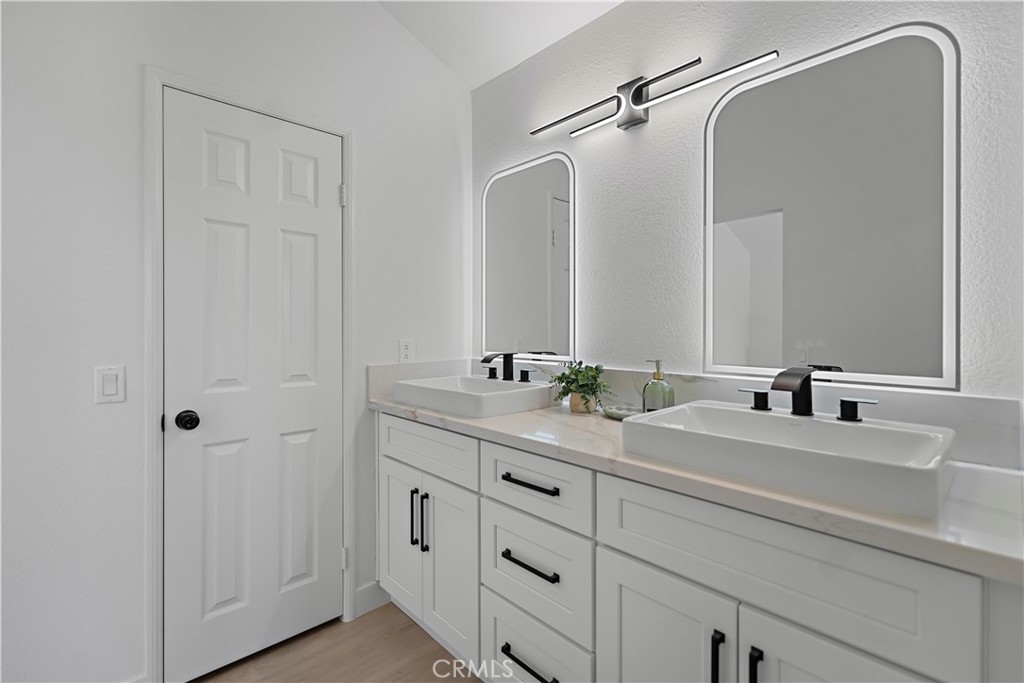 1306 S brookhaven PI