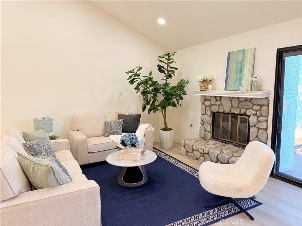 1306 S brookhaven PI