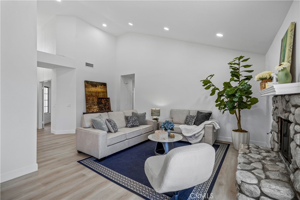 1306 S brookhaven PI