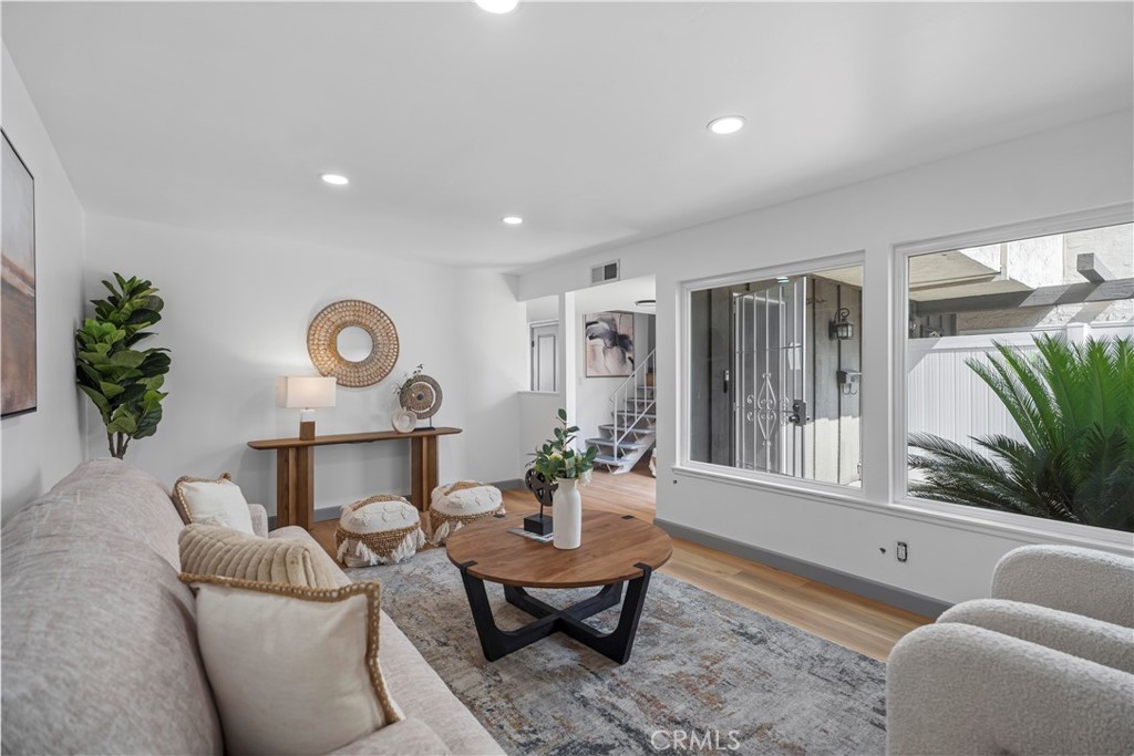 1841 S Camino Del Rio