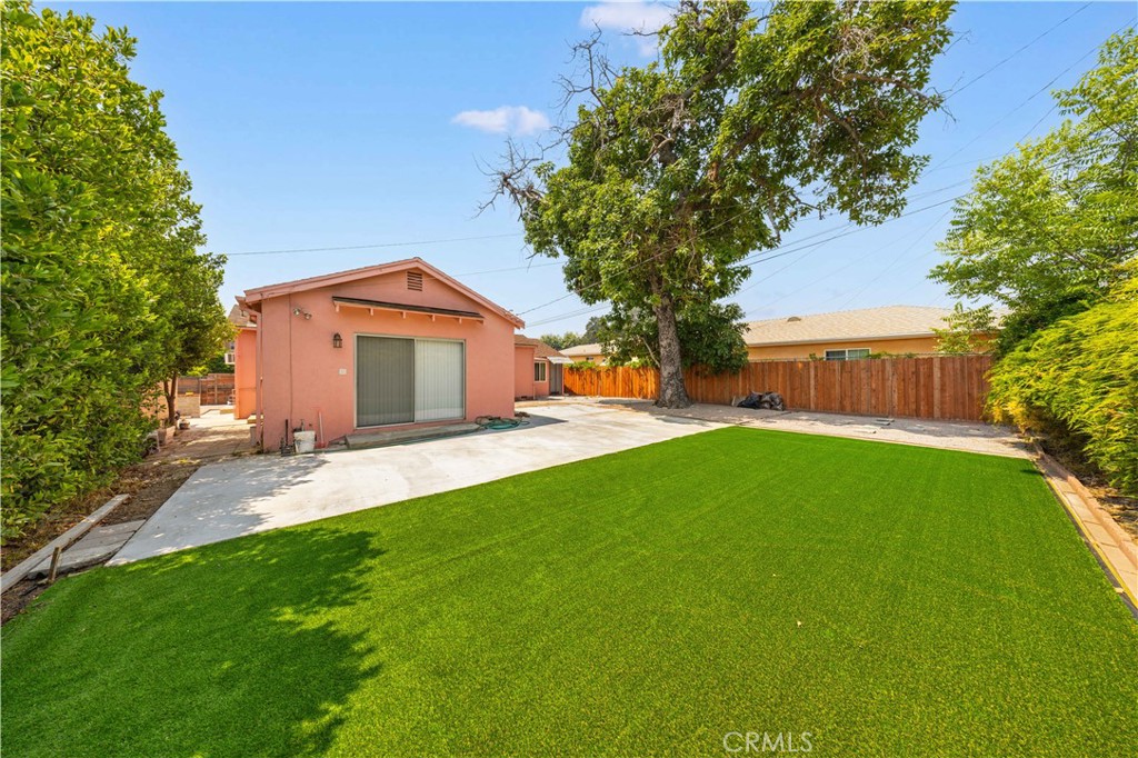 9465 Woodruff Avenue