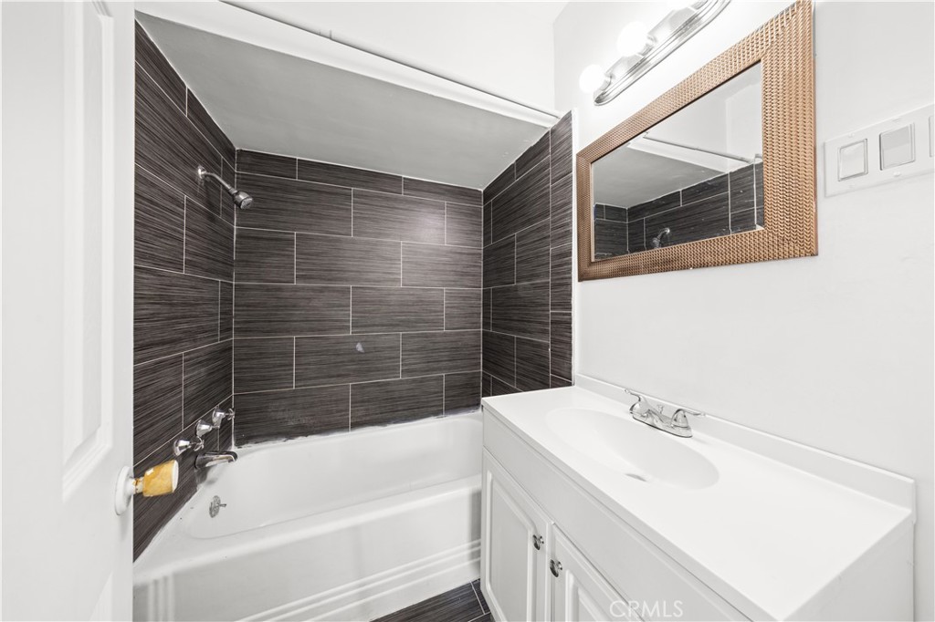 9465 Woodruff Avenue