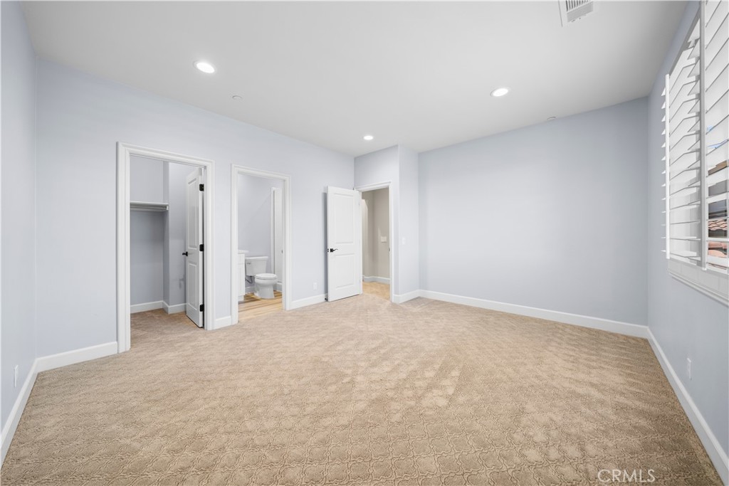 16389 Viewcrest Road