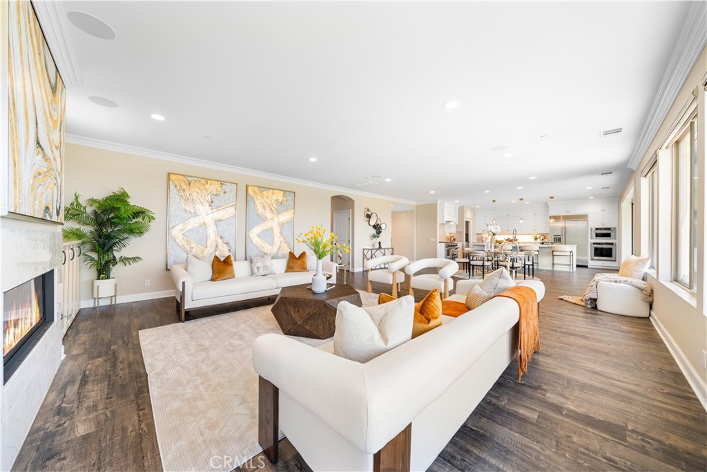 16389 Viewcrest Road