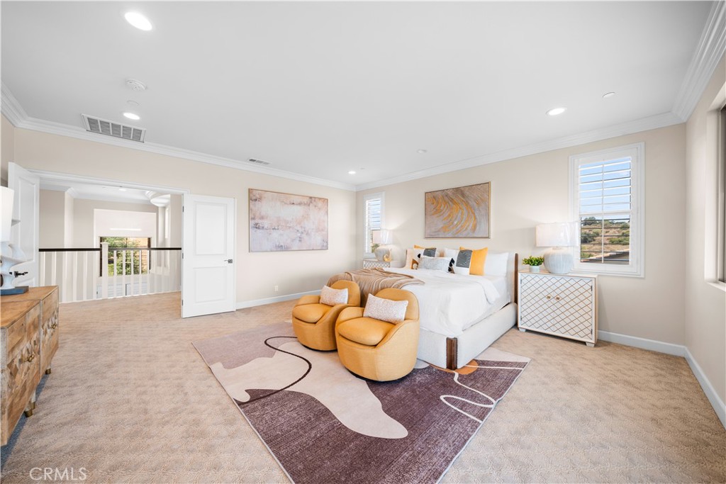 16389 Viewcrest Road