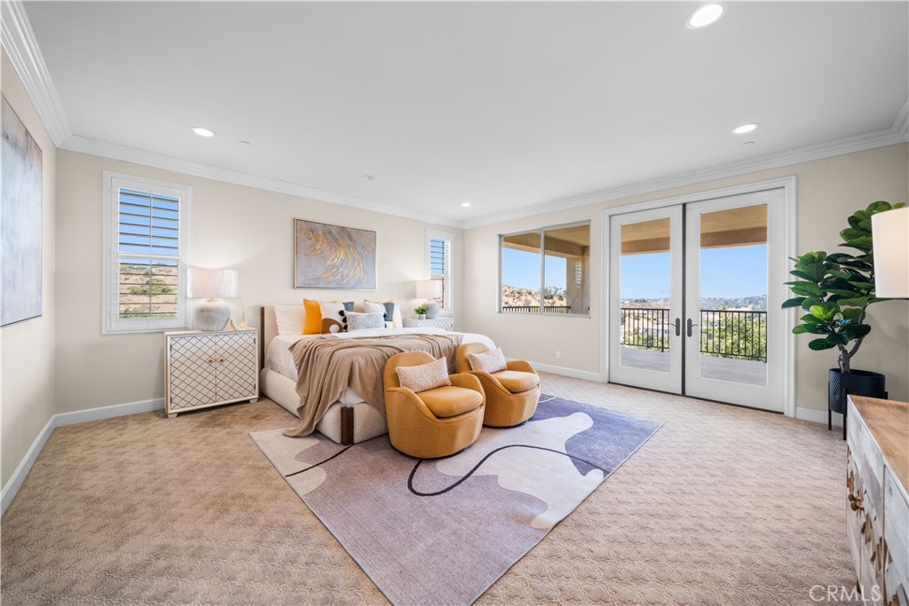 16389 Viewcrest Road