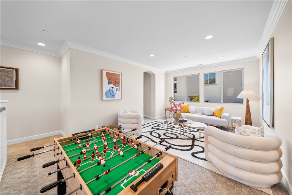 16389 Viewcrest Road