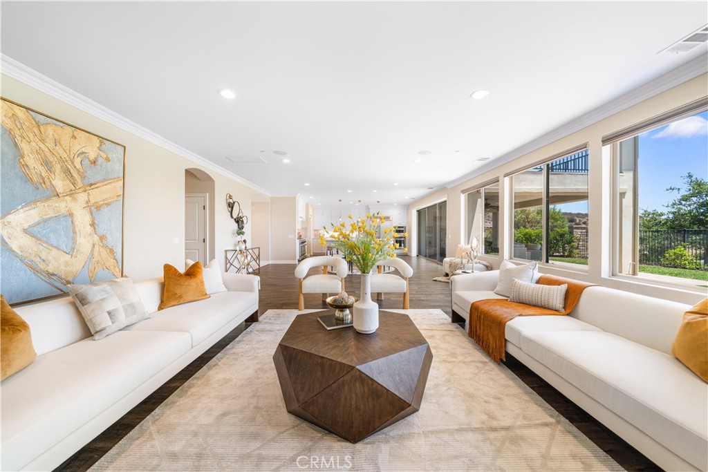 16389 Viewcrest Road