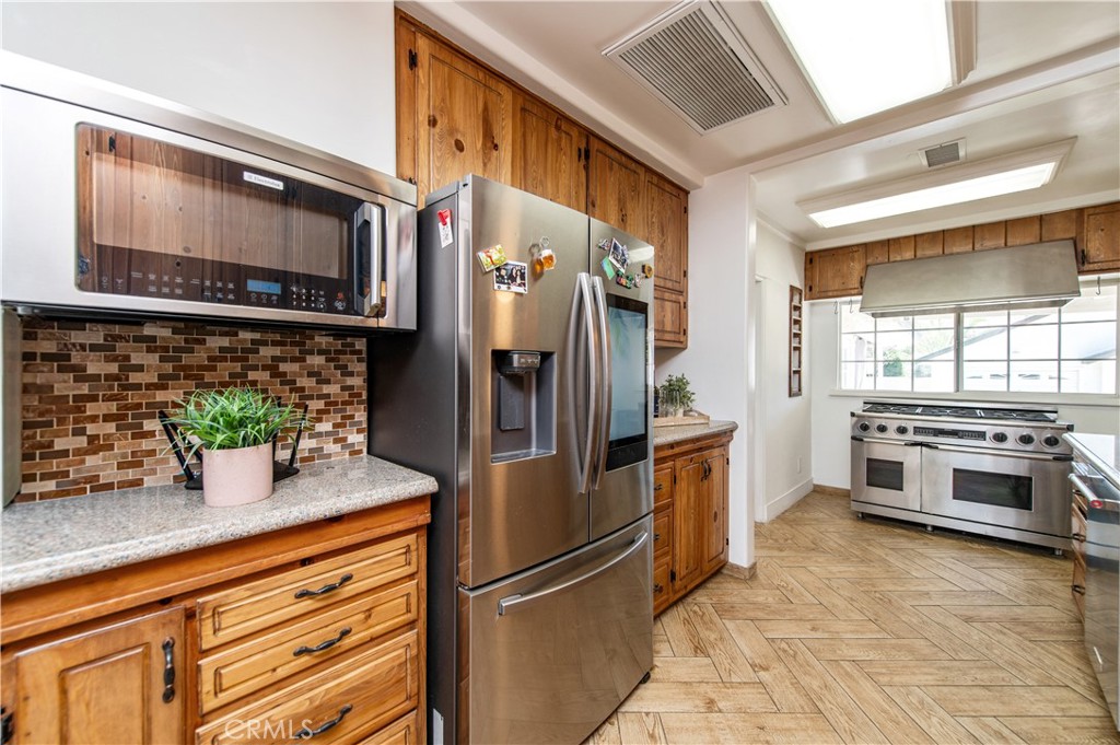 8420 E Hermosa Drive