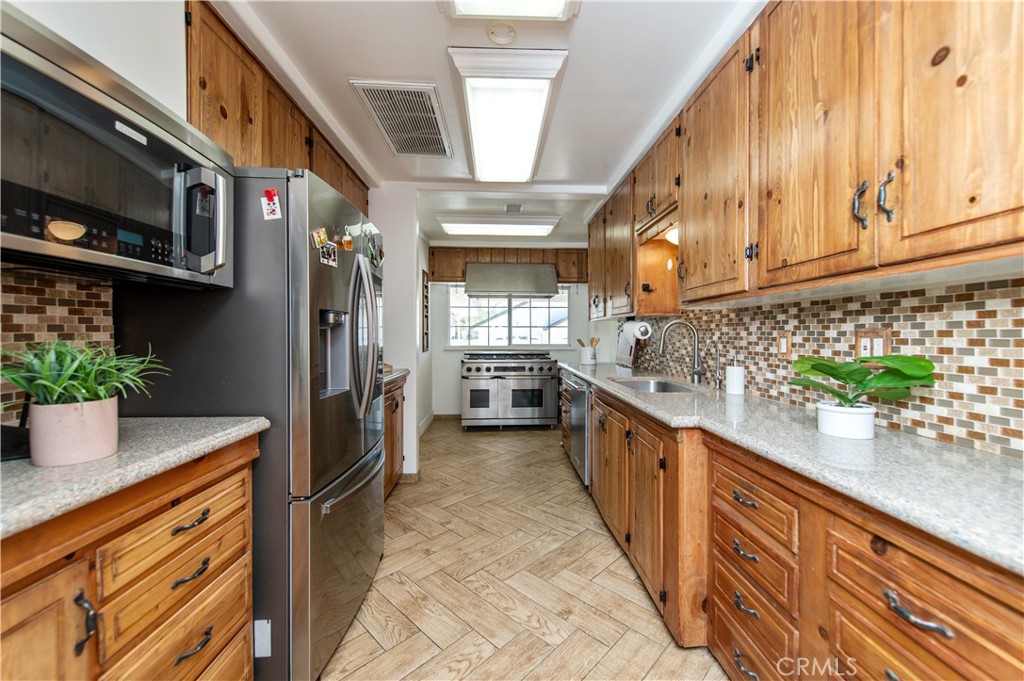 8420 E Hermosa Drive