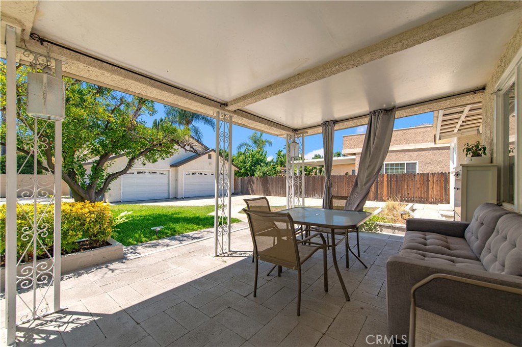 8420 E Hermosa Drive