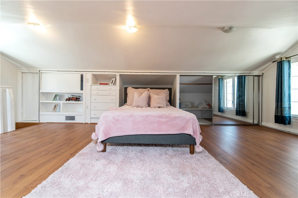 8420 E Hermosa Drive