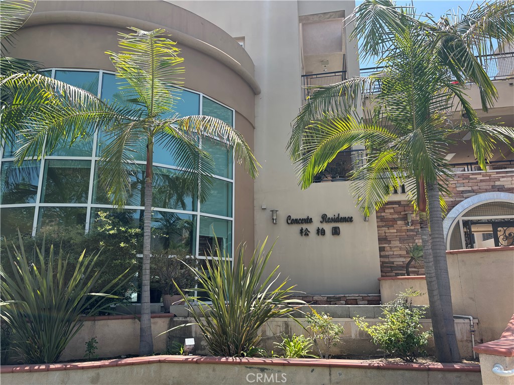 111 N 2nd Street 308