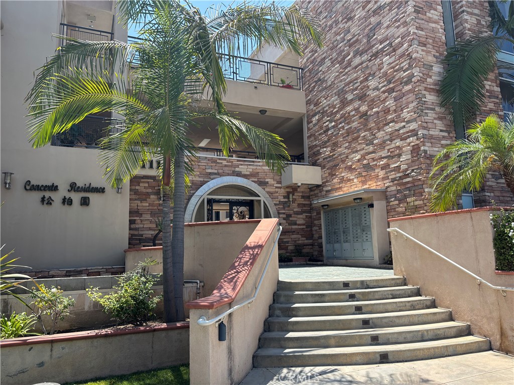 111 N 2nd Street 308