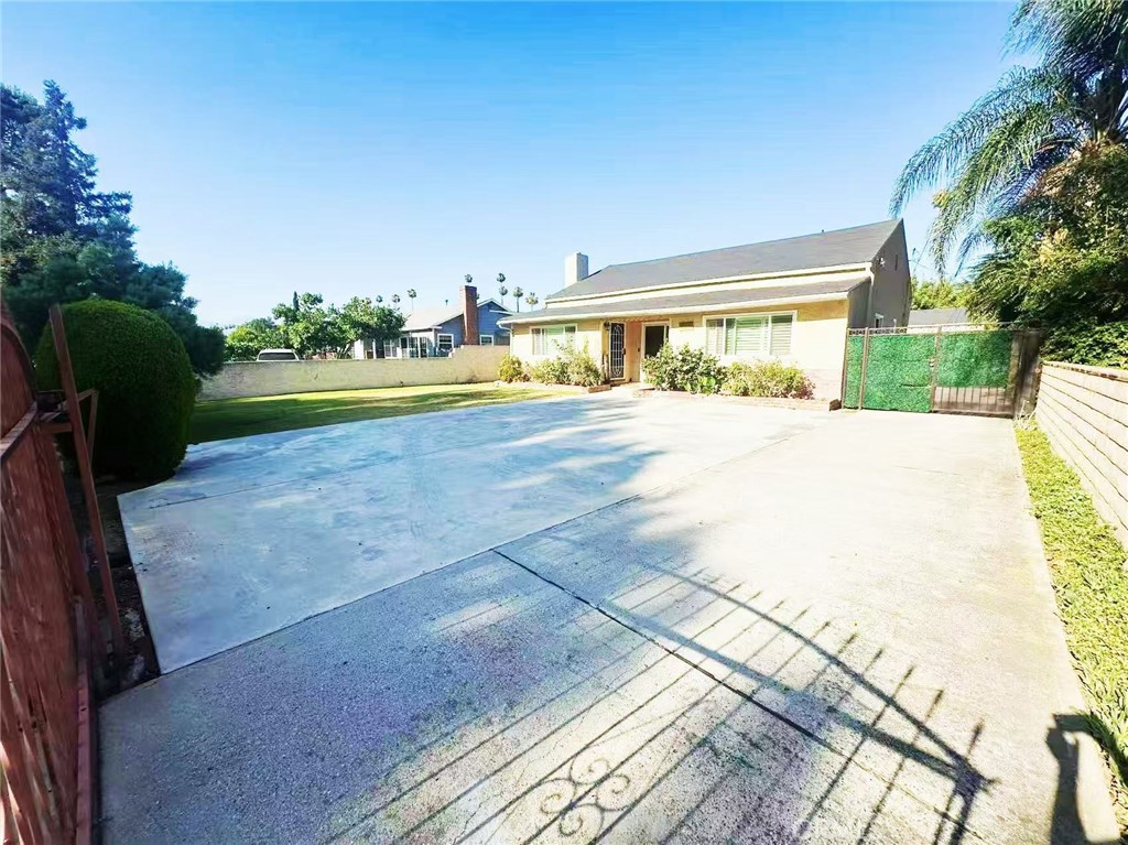 528 S Avington Avenue