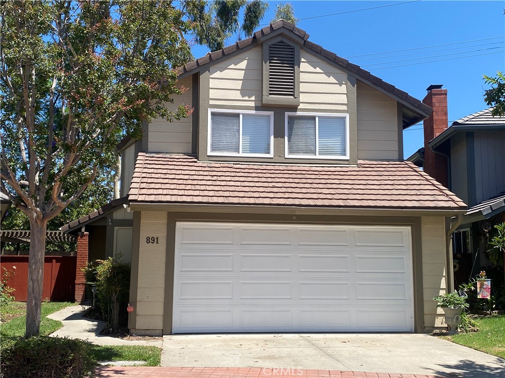 891 El Paso Court