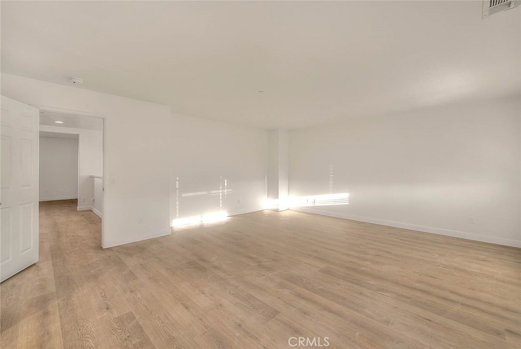 6832 Manchester Court