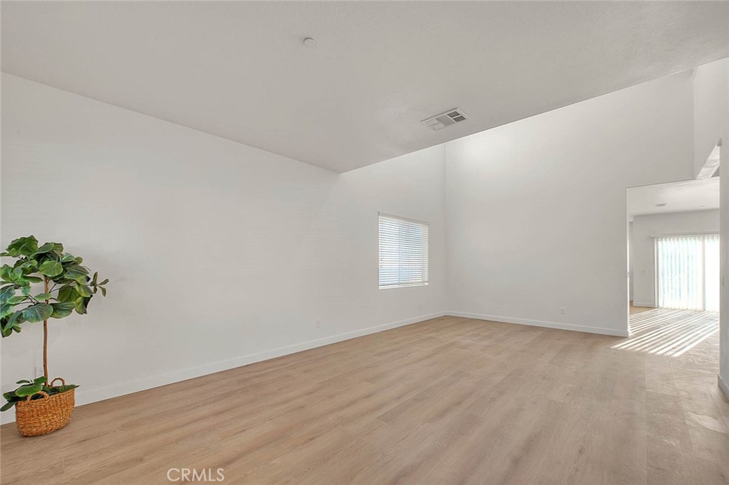 6832 Manchester Court