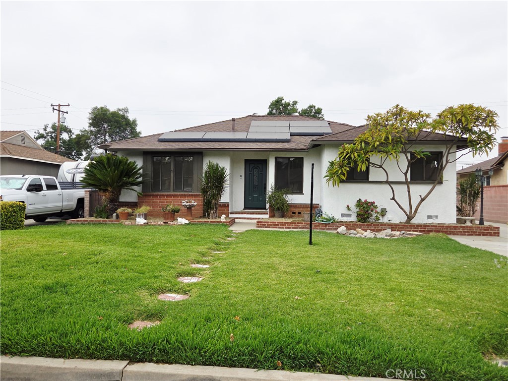 541 N Broadmoor Avenue