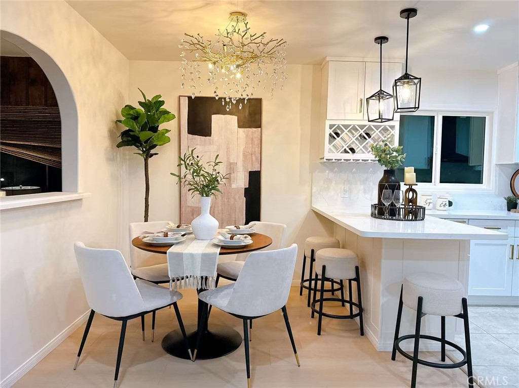 541 N Broadmoor Avenue