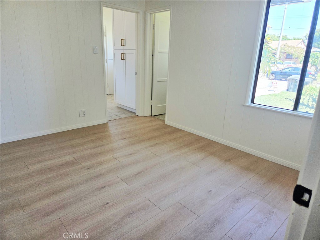 541 N Broadmoor Avenue