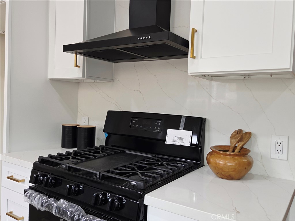 541 N Broadmoor Avenue