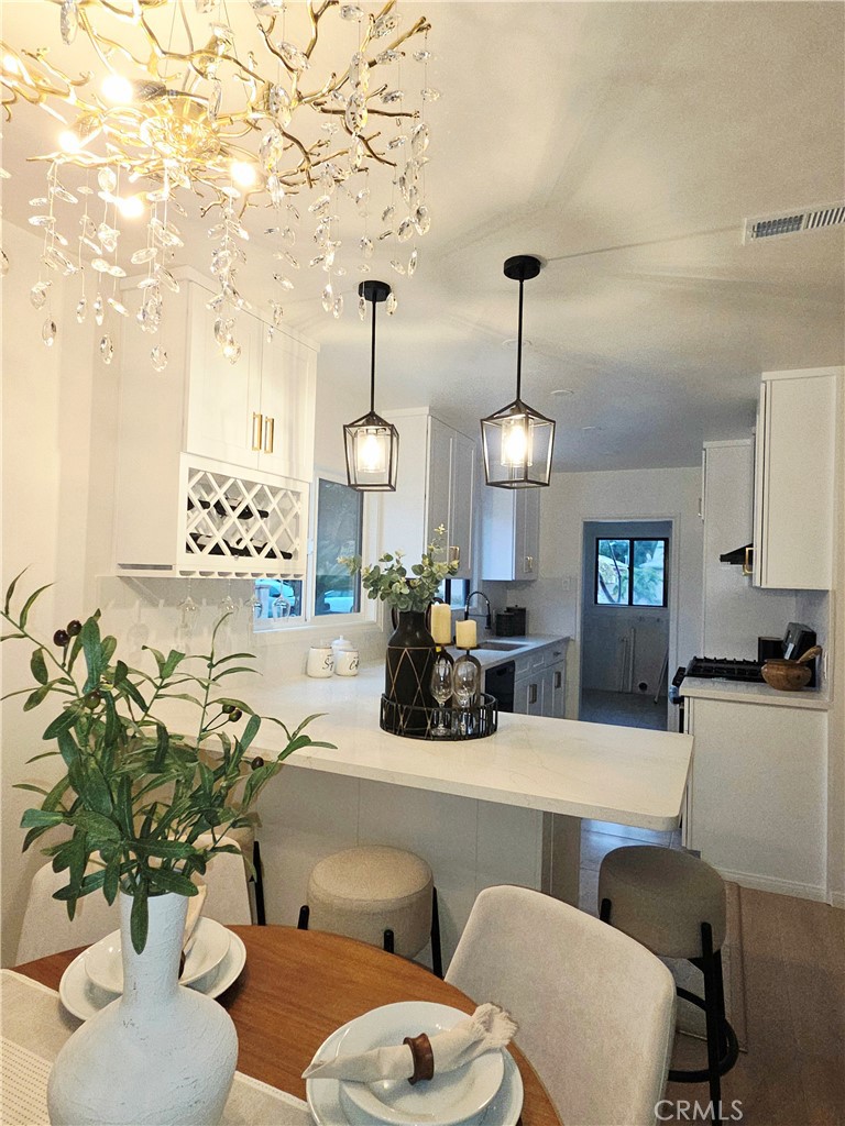 541 N Broadmoor Avenue