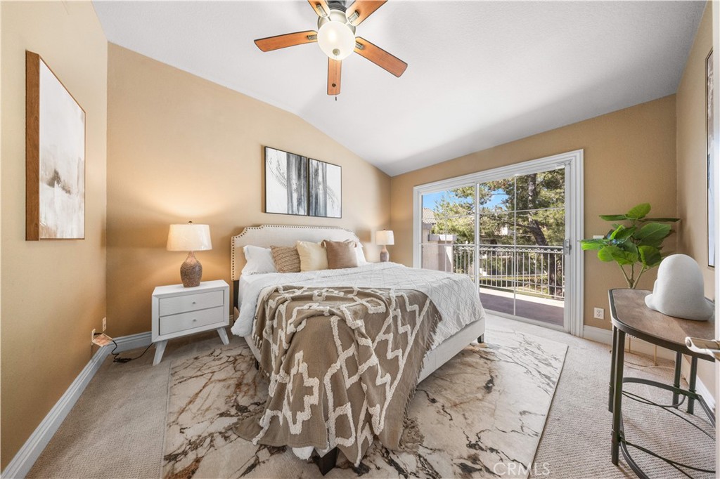 8035 E Treeview Court
