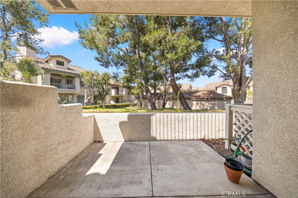 8035 E Treeview Court