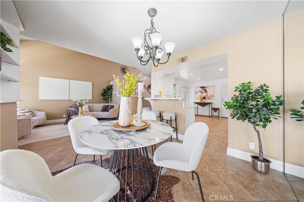 8035 E Treeview Court
