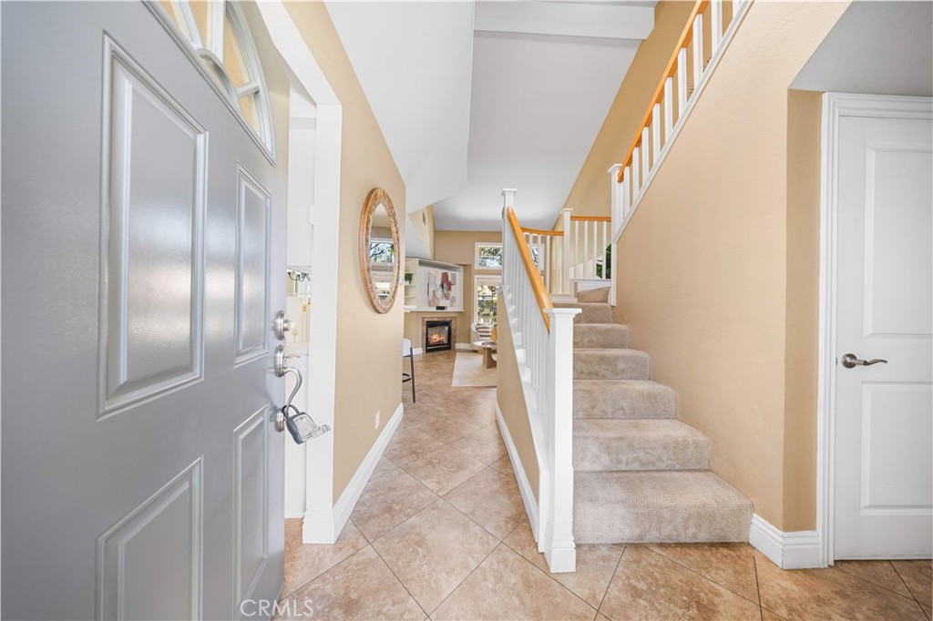 8035 E Treeview Court