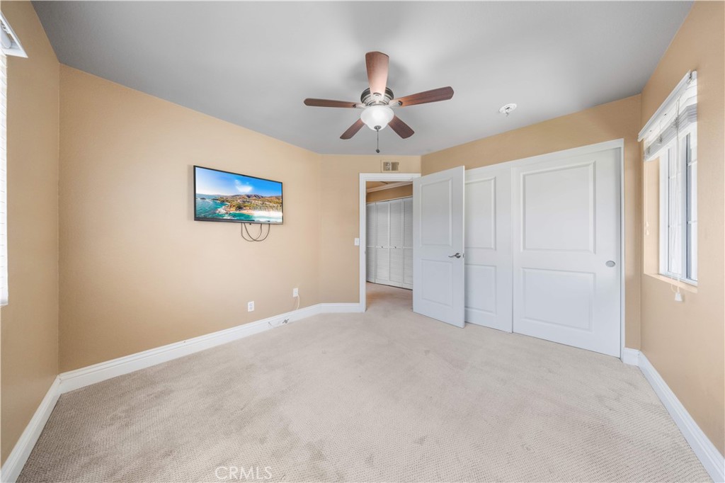 8035 E Treeview Court