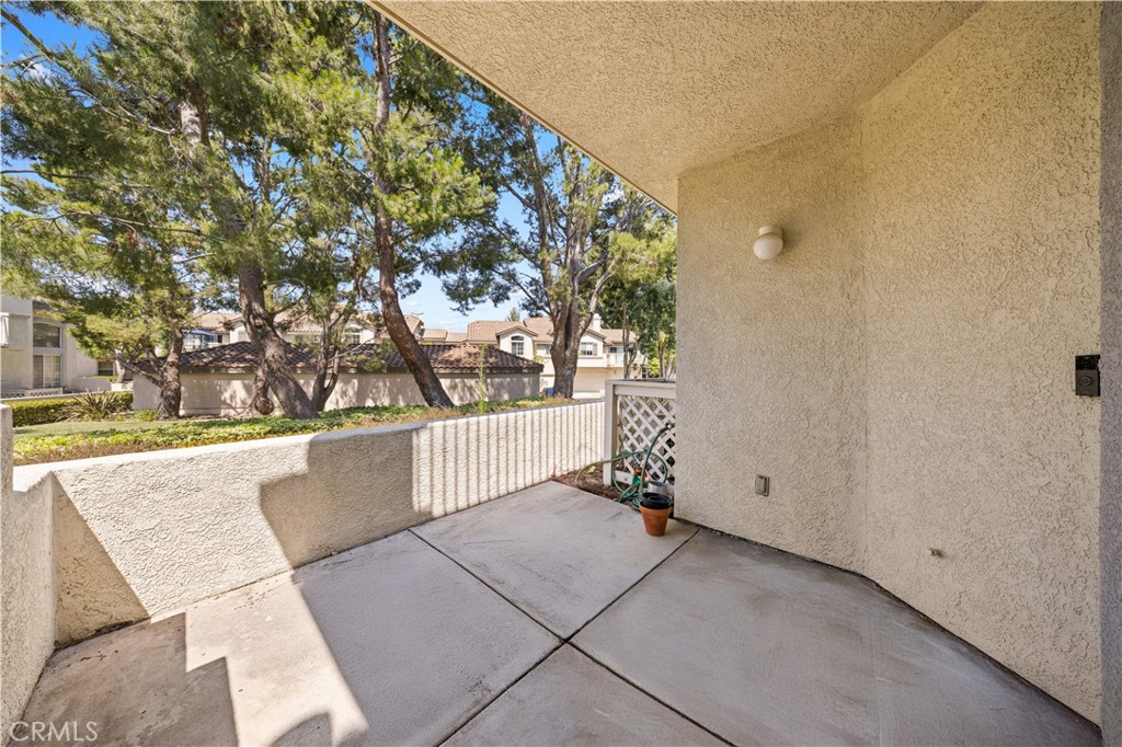8035 E Treeview Court
