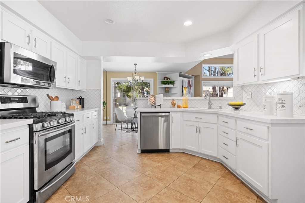 8035 E Treeview Court