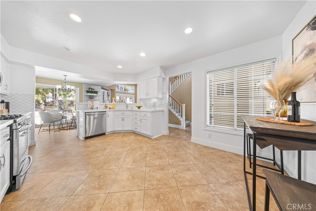 8035 E Treeview Court