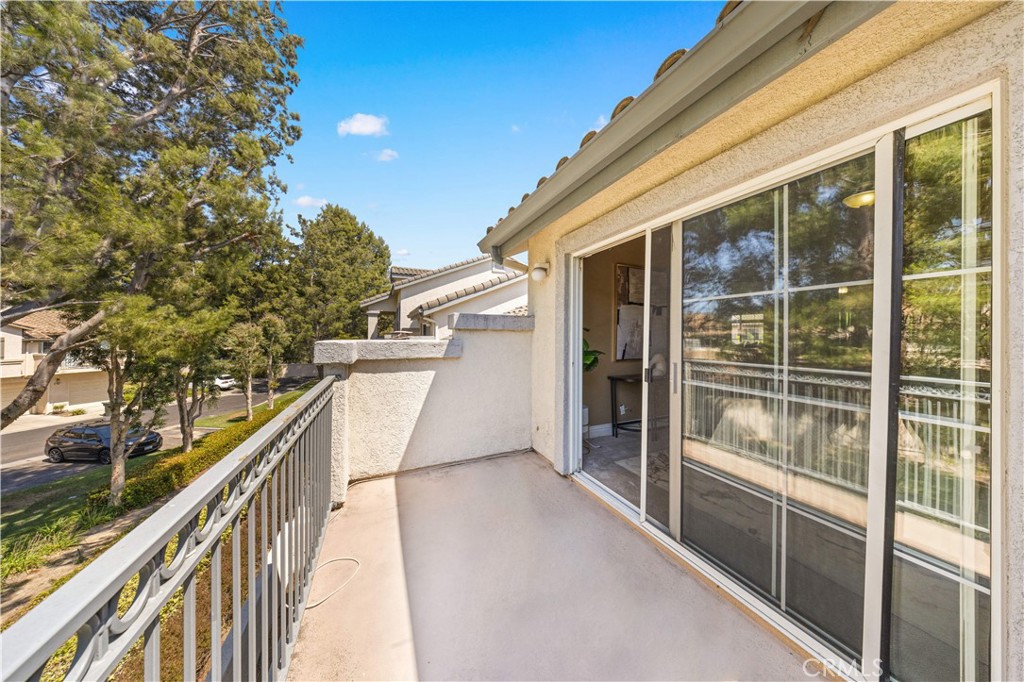 8035 E Treeview Court
