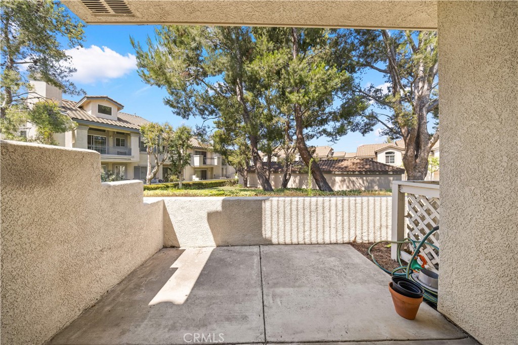 8035 E Treeview Court