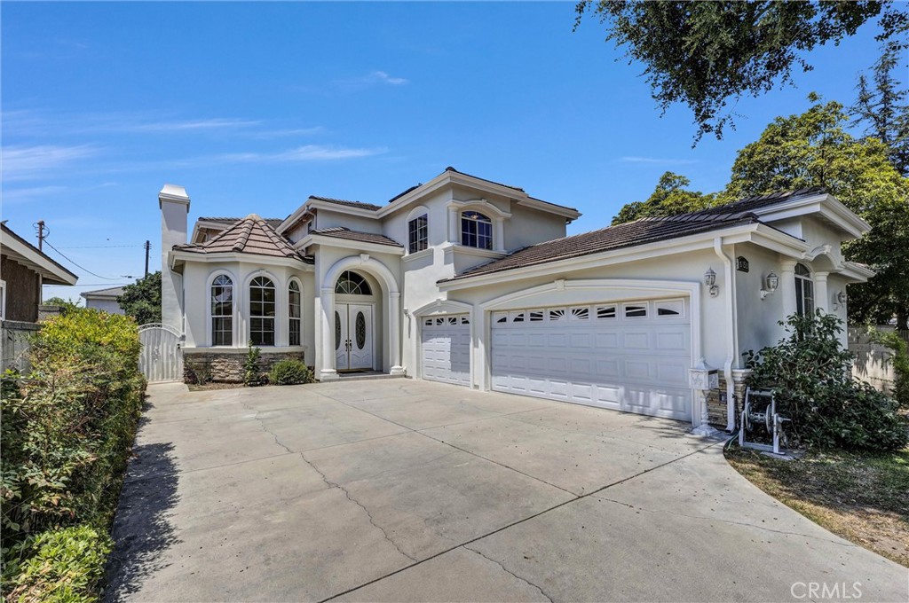 6159 Camellia Avenue